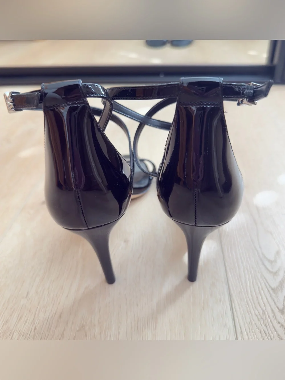 MICHAEL Michael Kors Ava Mid Patent Leather Strappy Sandal Black Size 10